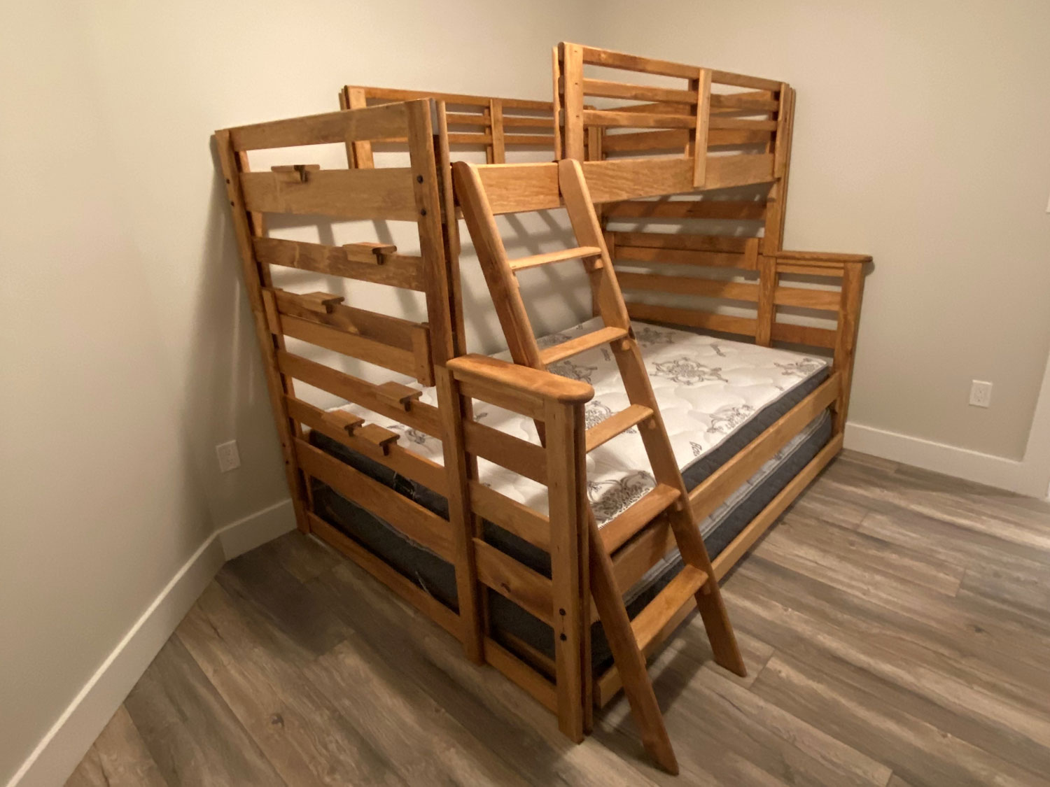 Single XL Top / Queen Bottom Bunk Bed with Single Trundle Bed